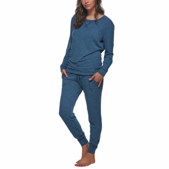 Felina Other - Felina Lounge Set - Terry Crewneck Top + Joggers